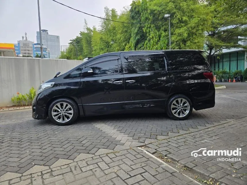 2010 Toyota Alphard S MPV