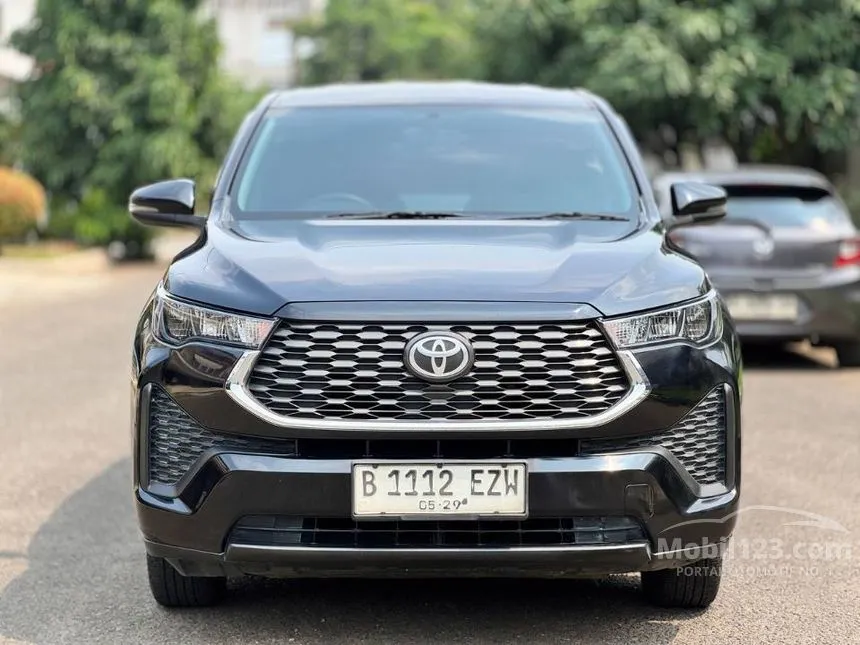 2024 Toyota Kijang Innova Zenix V HV (Premium Color) MPV