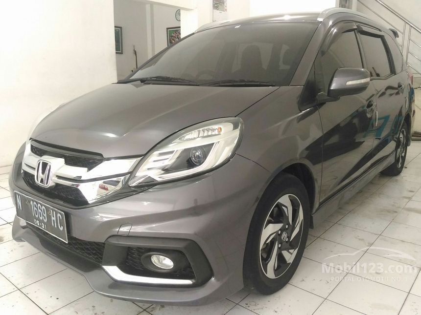 Jual Mobil Honda Mobilio 2014 RS 1.5 di Jawa Timur 