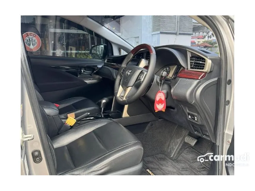 2018 Toyota Kijang Innova Venturer MPV