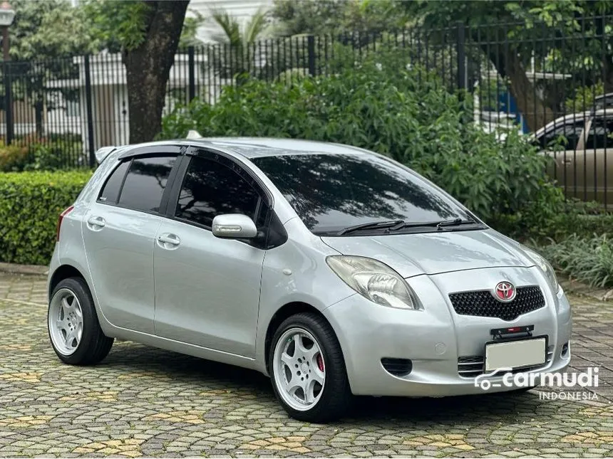 2008 Toyota Yaris E Hatchback