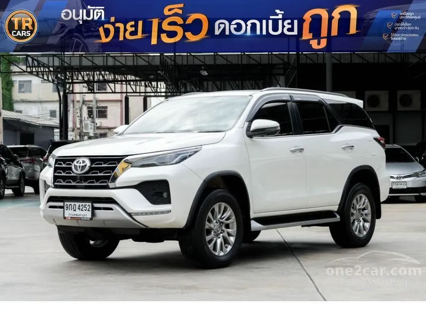2021 Toyota FORTUNER V SUV