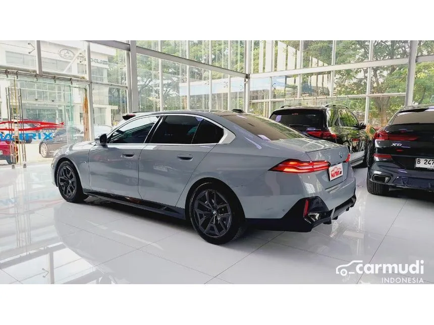 2024 BMW 520i M Sport Sedan