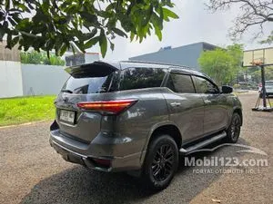 2019 Toyota Fortuner 2.4 VRZ TRD 4X2 SUV