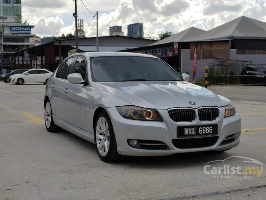 2012 BMW 320i Executive Sedan