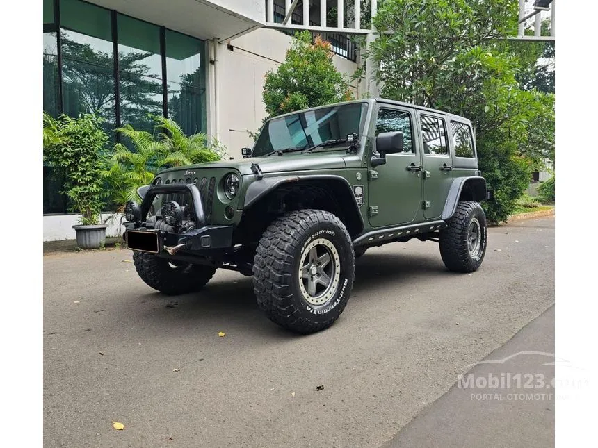 2013 Jeep Wrangler Rubicon Unlimited 4 Door SUV