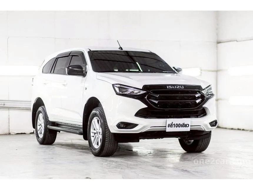 2022 Isuzu MU-X Active SUV