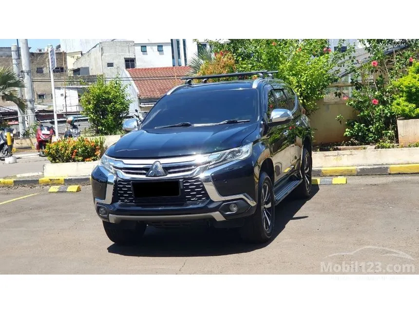 2018 Mitsubishi Pajero Sport Dakar 4X2 SUV