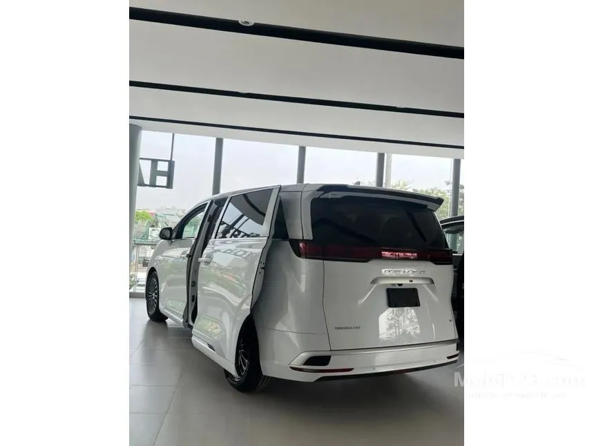 2025 Denza D9 Advanced MPV