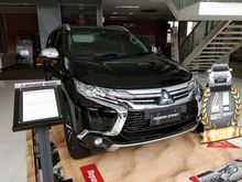 Mitsubishi Pajero Sport 2.4 Dakar SUV 2018. Peminat Serius Cash Back Nego Sampe Deal