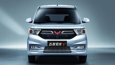 Wuling Hong Guang V Diluncurkan, Harganya Cuma Rp 89 – 97 Juta