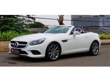 Mercedes Benz SLC200 White On White 99,99 Kondisi Baru Jok Baru