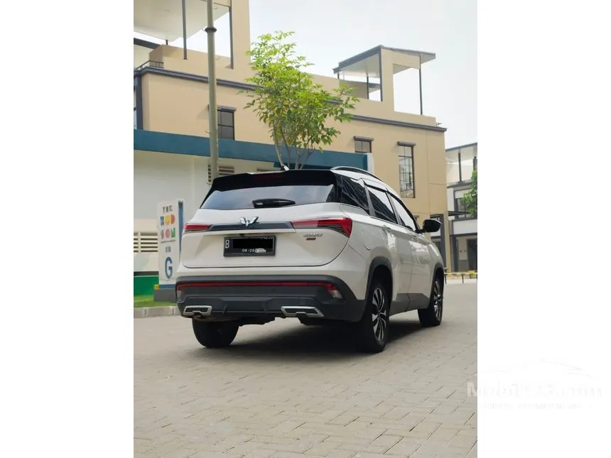 2021 Wuling Almaz RS Pro SUV
