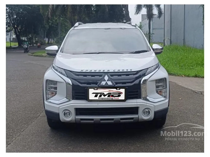 2022 Mitsubishi Xpander Cross Premium MPV