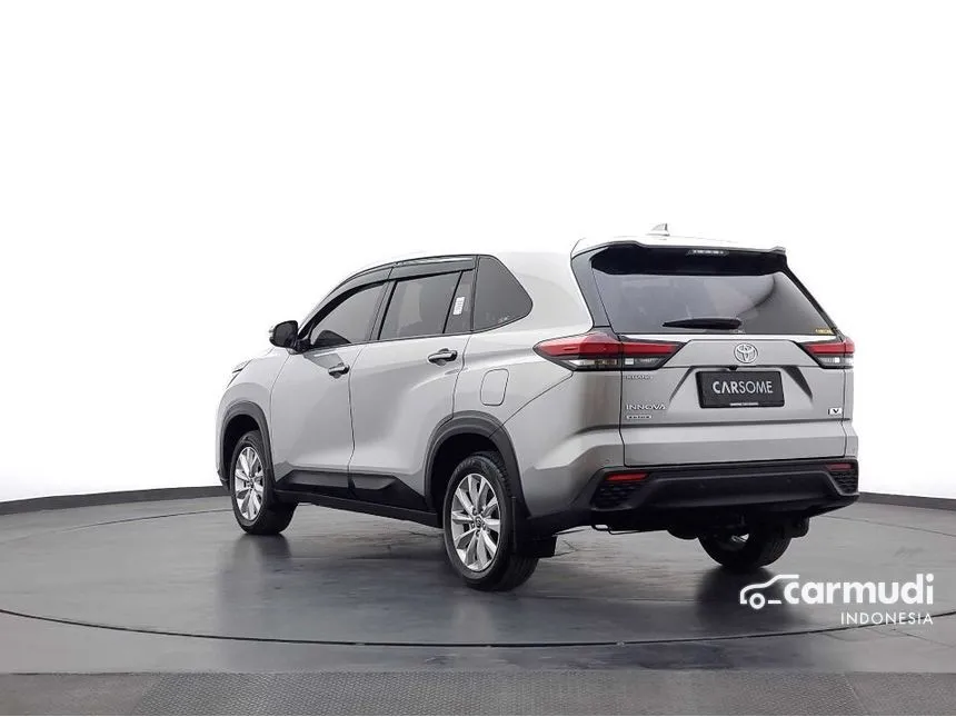 2022 Toyota Kijang Innova Zenix V (Non Premium Color) MPV