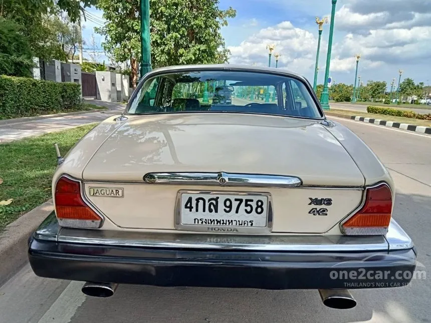 1988 Jaguar XJ6 L Sedan