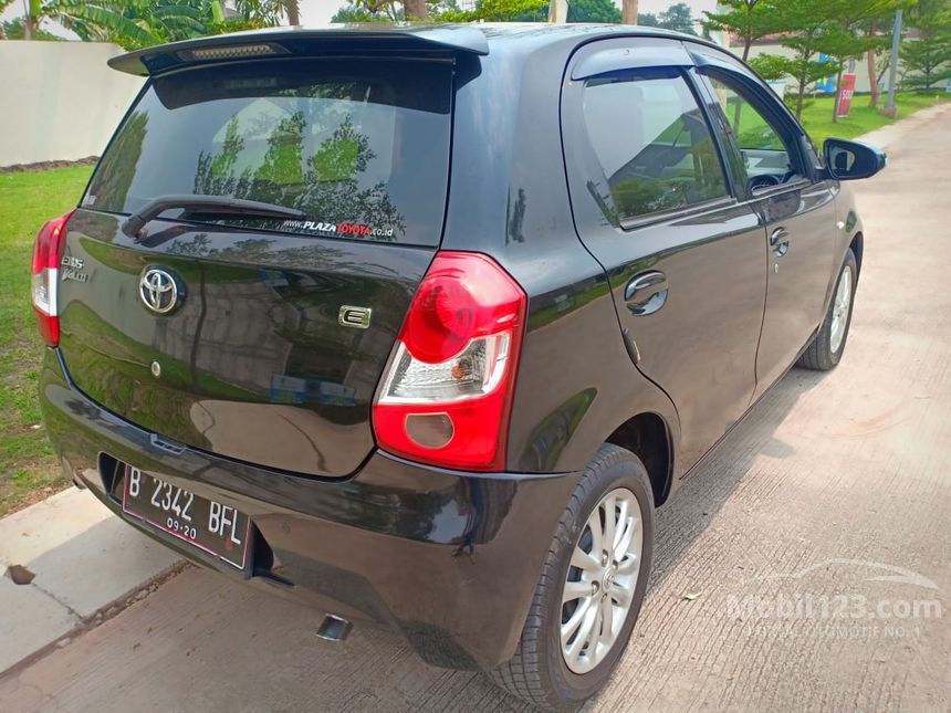 Jual Mobil  Toyota Etios  Valco  2021 E 1 2 di Jawa Barat 