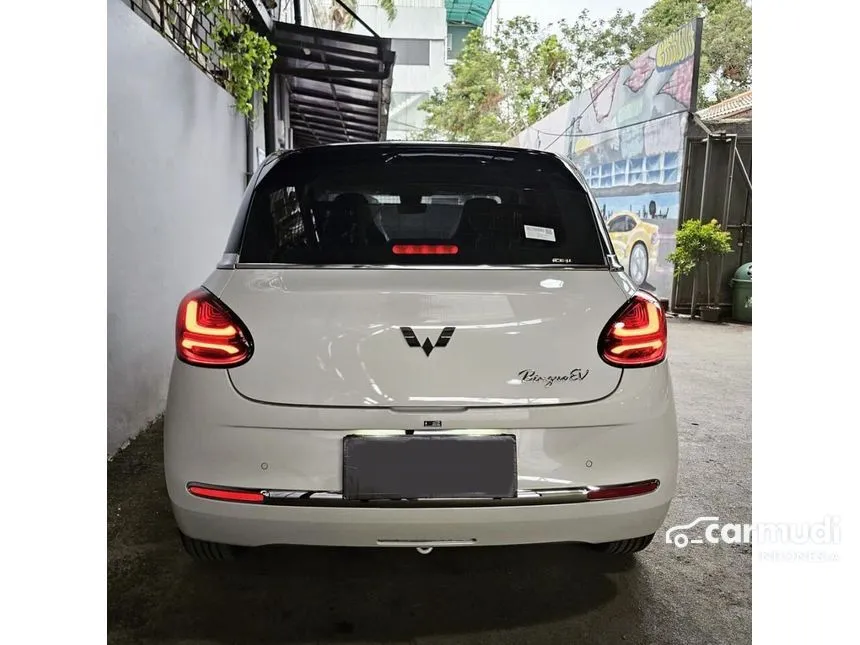 2024 Wuling Binguo EV Long Range Hatchback