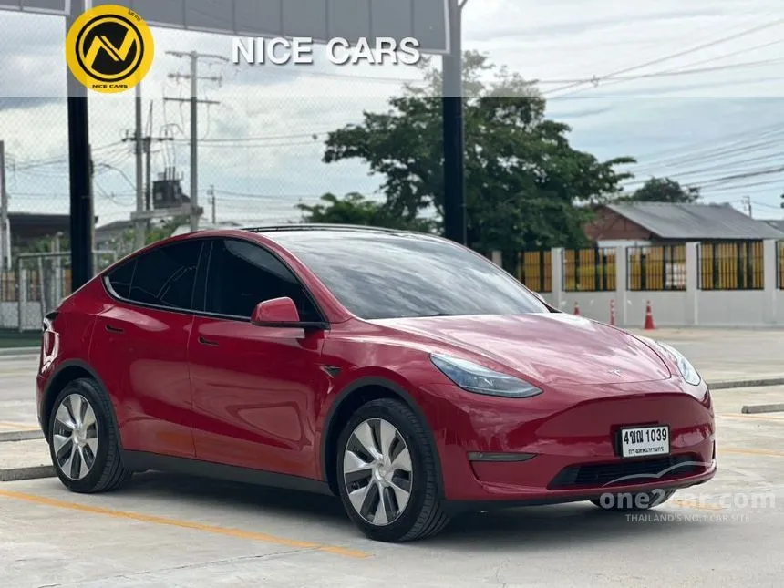 2024 TESLA Model Y Long Range SUV