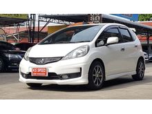 2012 Honda Jazz 1.5 (ปี 08-14) SV i-VTEC Hatchback