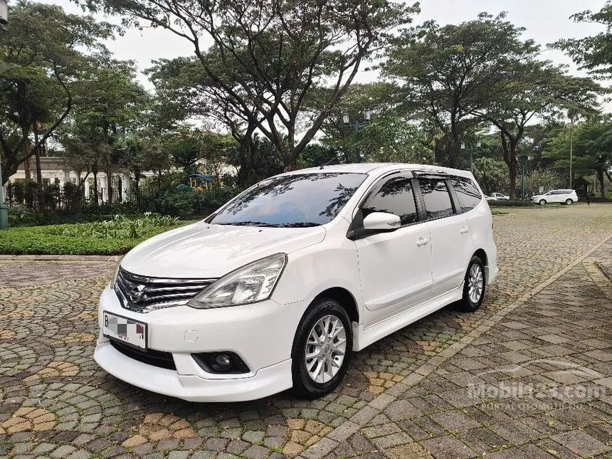 Jual Mobil Nissan Grand Livina 2015 Highway Star 1.5 di Banten Automatic MPV Putih Rp 113.000.000