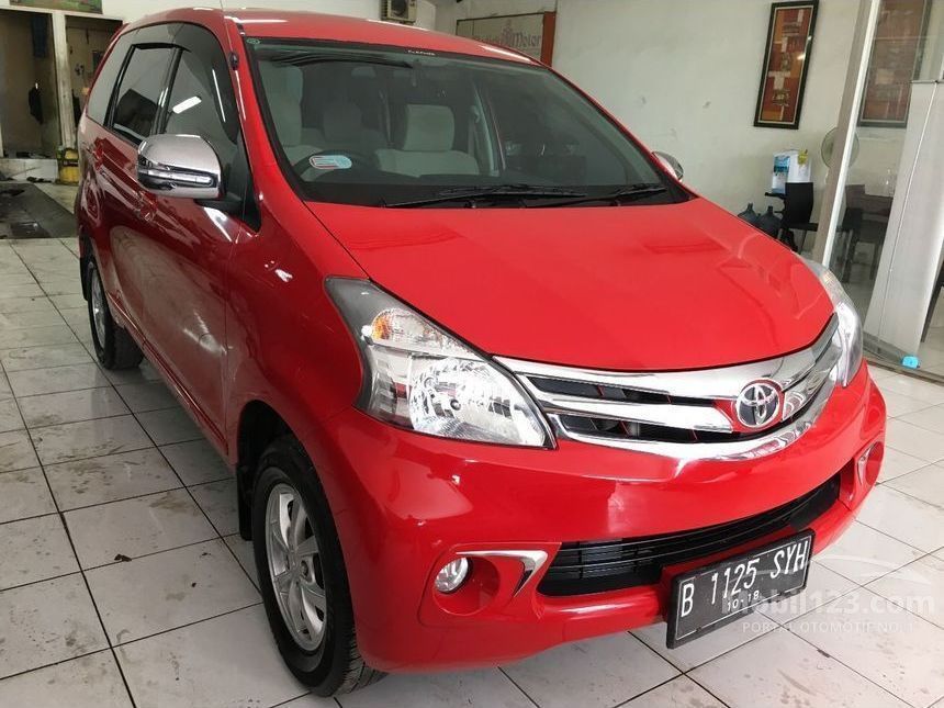 5500 Koleksi Gambar Mobil Avanza Merah Terbaik