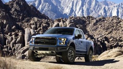 Ford F-150 Raptor ปี 2017 จะมาพร้อมขุมพลังใหม่ถึง 450 แรงม้า พร้อมแรงบิดที่มหาศาลกว่าเก่า