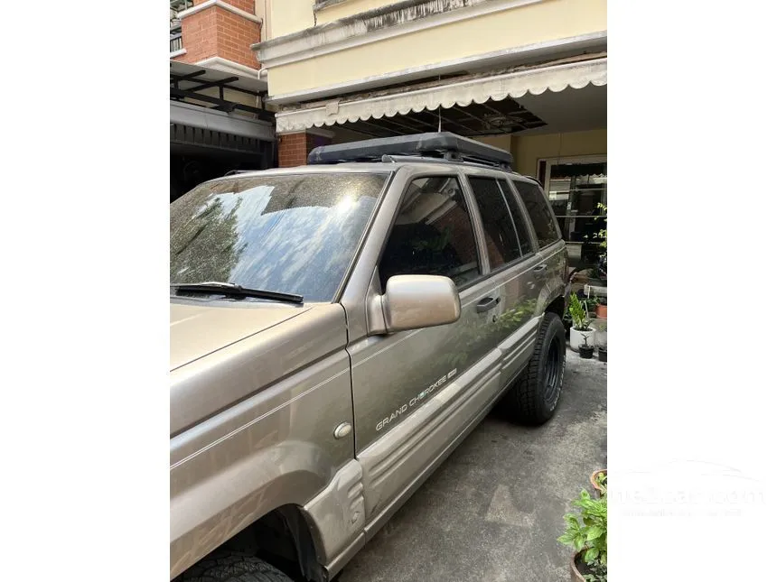 1996 Jeep GRAND CHEROKEE Limited SUV