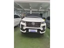 2021 Toyota Fortuner 2.4 VRZ TRD 4X2 SUV Diesel Pajak Panjang 2027