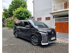 2023 Toyota Voxy 2.0 (Premium Color) MPV
