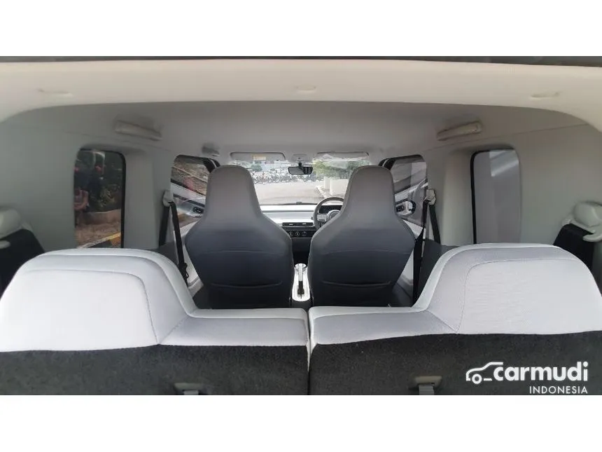 2023 Wuling Air EV Standard Range Hatchback