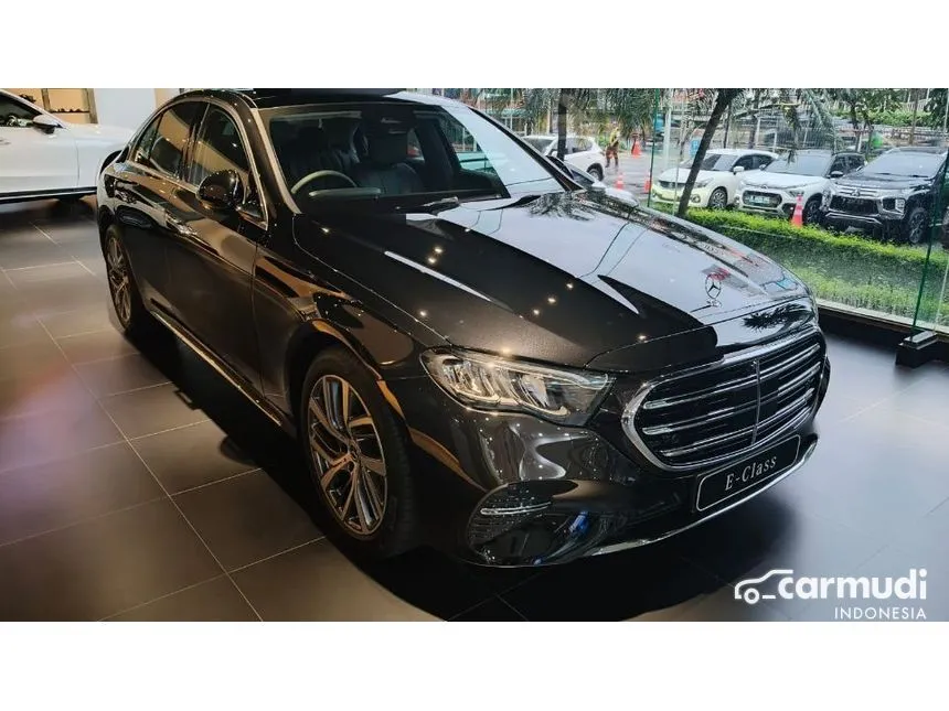 2025 Mercedes-Benz E200 Exclusive Line Sedan