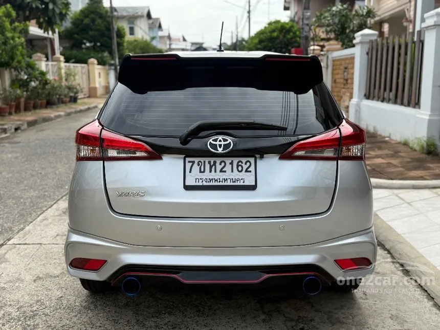 2021 Toyota YARIS Sport Hatchback