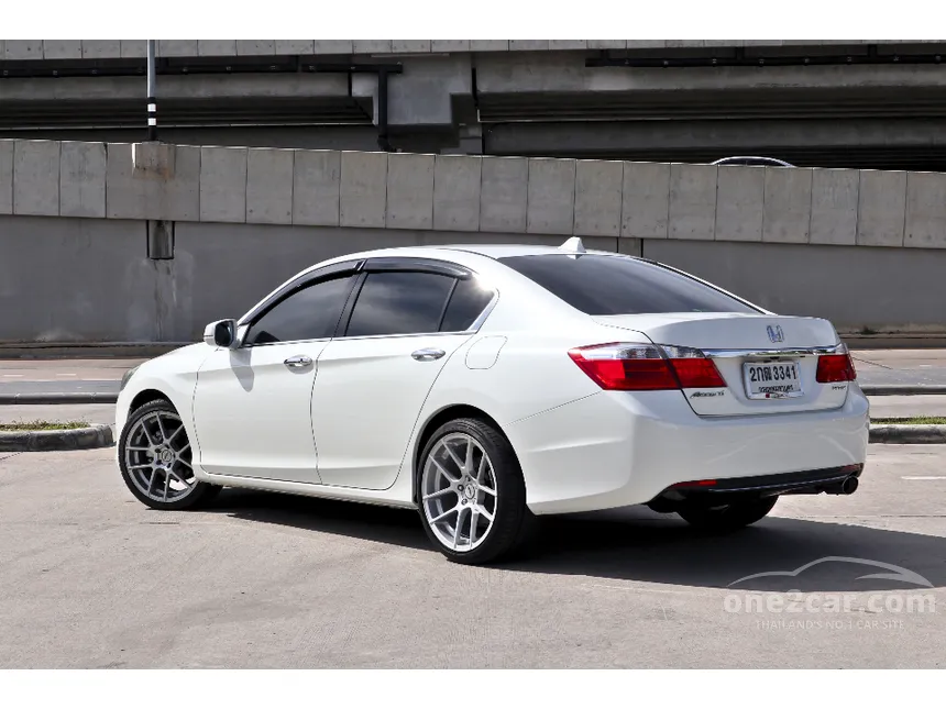 2013 Honda Accord EL i-VTEC Sedan