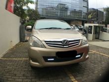 Toyota Innova 2.0 G Luxury Matic Th 2010 Coklat Kondisi Terawat