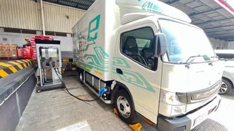 Truk Listrik Mitsubishi eCanter Segera Diluncurkan di Indonesia!
