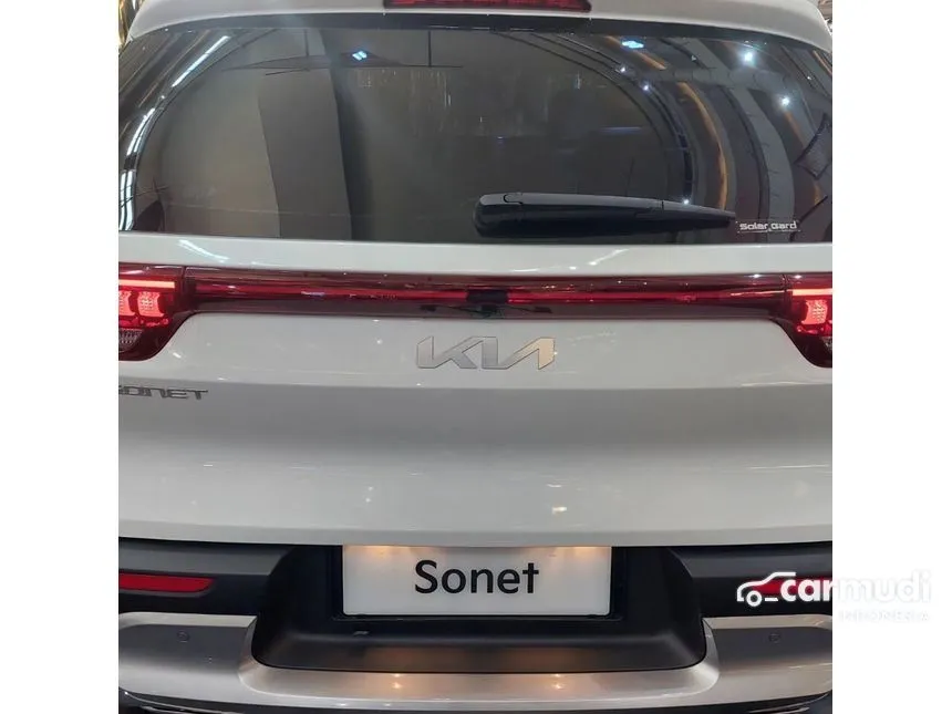 Jual Mobil KIA Sonet 2023 Premiere 1.5 di DKI Jakarta Automatic Wagon Putih Rp 300.000.000