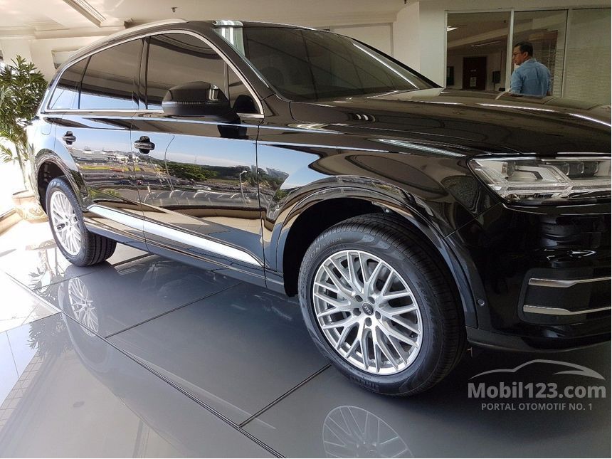 Jual Mobil Audi Q7 2017 TFSI Quattro 3.0 di DKI Jakarta 