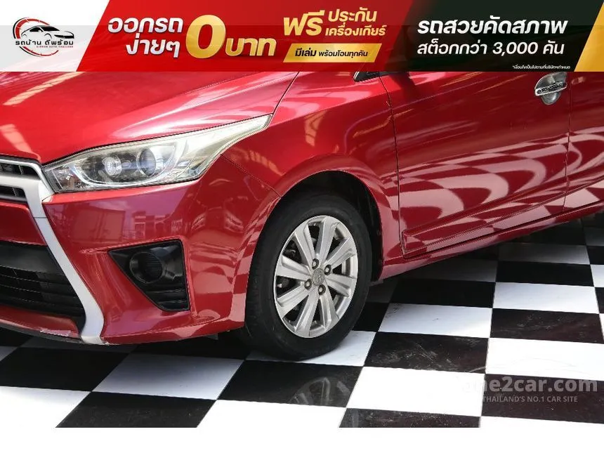 2015 Toyota YARIS G Hatchback