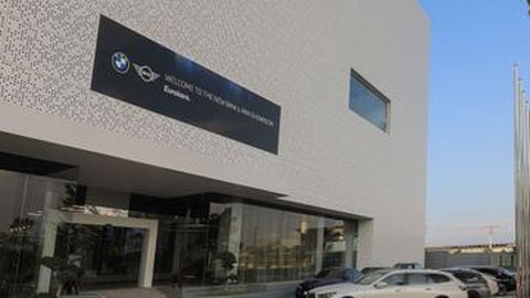 Untuk Pertama Kalinya, Ada Diler BMW-MINI yang Tergabung di Satu Tempat
