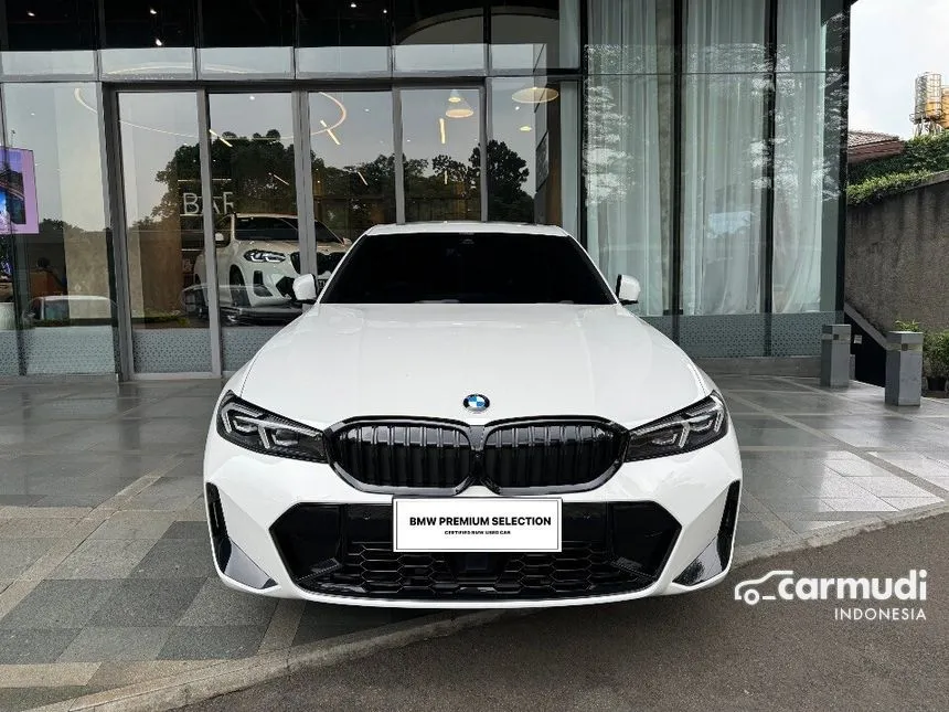 2024 BMW 330i M Sport Pro Sedan