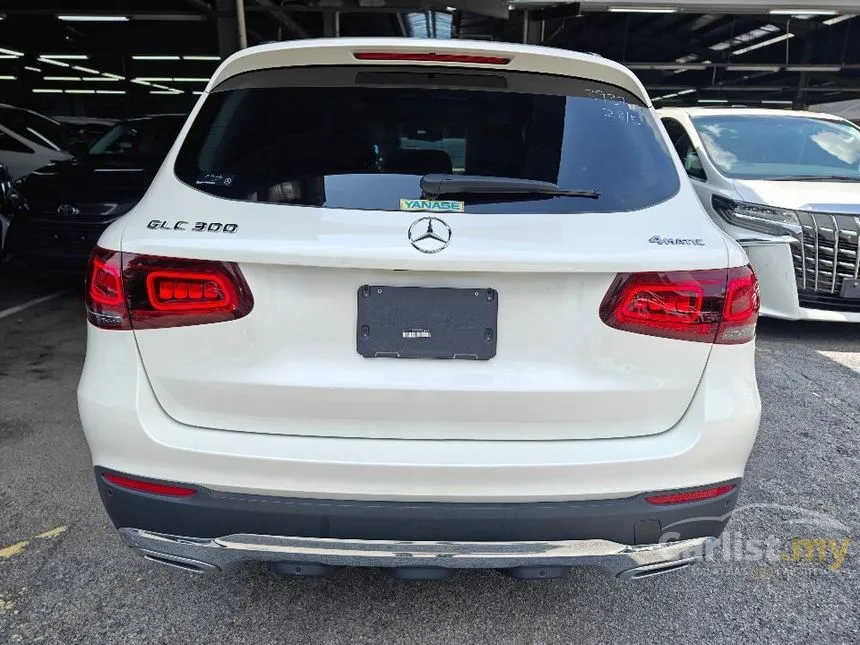 2020 Mercedes-Benz GLC300 4MATIC AMG Line SUV