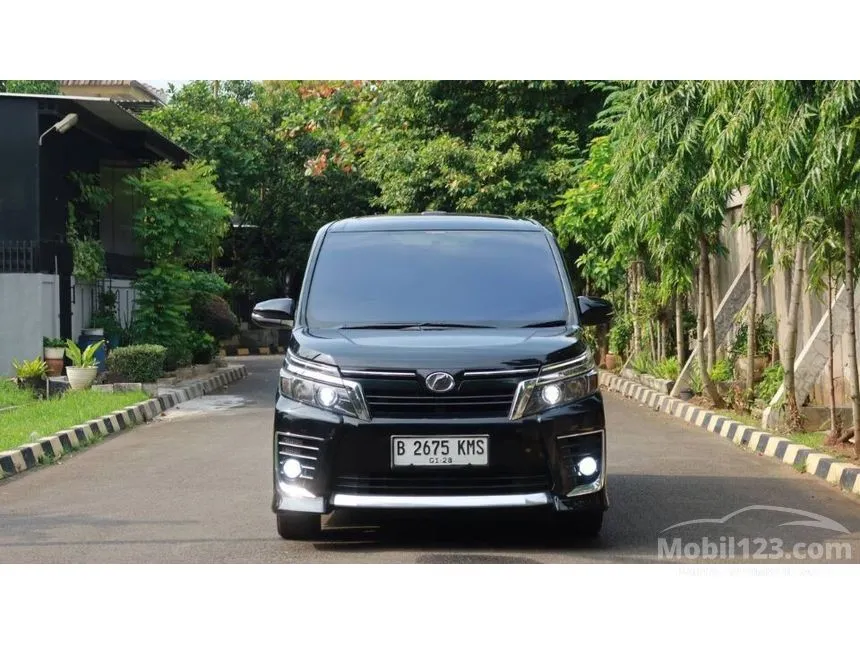 Jual Mobil Toyota Voxy 2014 2.0 di DKI Jakarta Automatic Wagon Hitam Rp 270.000.000