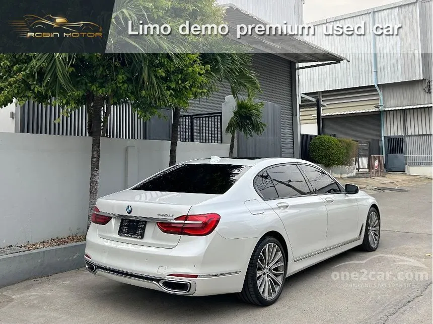 2016 BMW 740Li Pure Excellence Sedan
