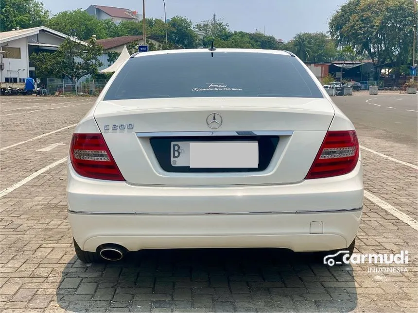 2014 Mercedes-Benz C200 CGI Sedan