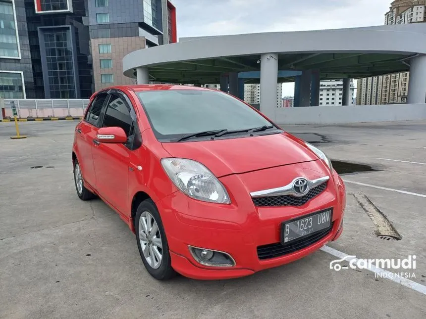 2012 Toyota Yaris E Hatchback