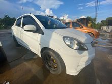 2015 Honda Brio 1.2 (ปี 11-16) Amaze V Sedan AT