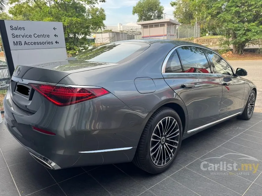 2023 Mercedes-Benz S580e Sedan