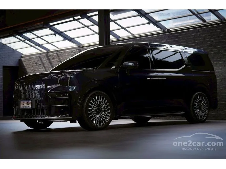 2025 ZEEKR 009 Flagship Van