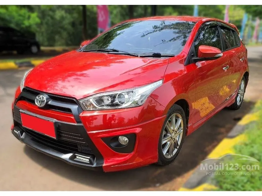 Toyota Yaris 2015 TRD Sportivo 1.5 di DKI Jakarta Automatic Hatchback Merah